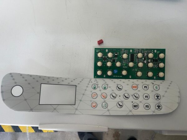 TECLADO DE LA BANDEJA PRINCIPAL DE LA UNIDAD K808 Q3 (A)